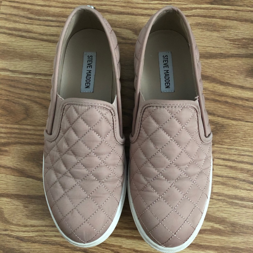 Steve Madden Ecentrcq Pink Quilted Shoes